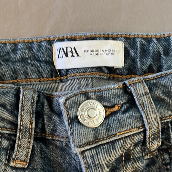 Bought never fit, never worn. - Picture 5 of 5